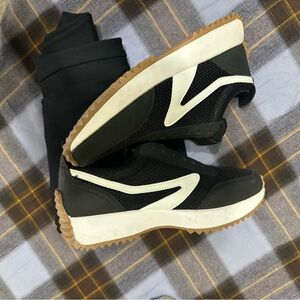 DV by Dolce Vita Black and White Athletic Shoes